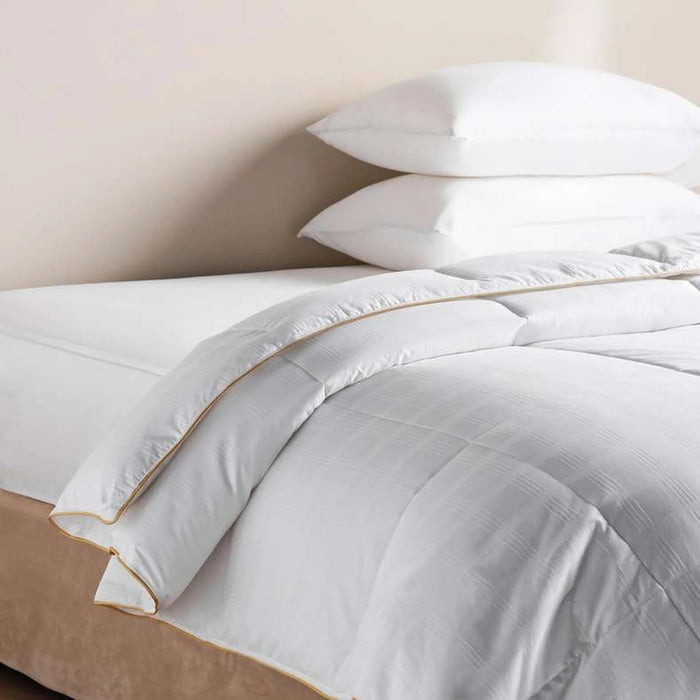 Refresh Antibacterial 7.5 Tog Warmqueen Duvet 200X200Cm-White