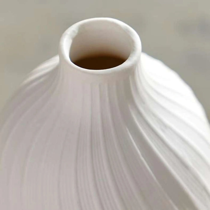 Rhode Ceramic Amphora Swirl Vase 8.8X8.8X14.3Cm - White