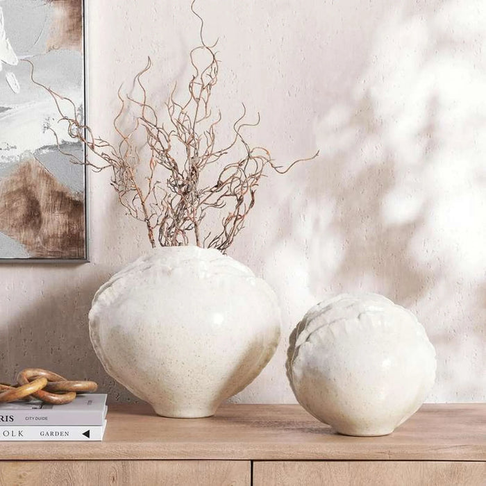 Roslin Stoneware Handpainted Shell Shaped Vase 35X27.5X30Cm - White