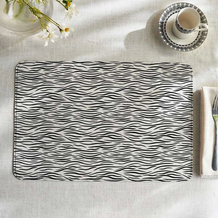Savanna Wave 4Piece Faux Leather Placemat Set 30X45Cm - Black