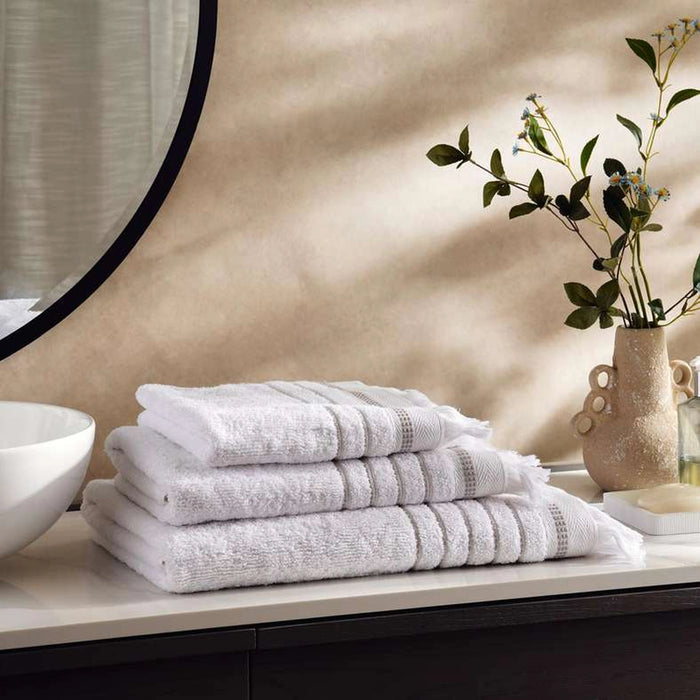 Selena Turkishlux 520 Gsm Bathtowel 70X140 Cm- White