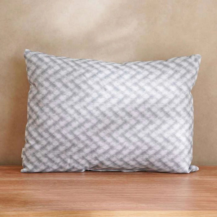 Shadow Line Printed Water Repellant Outdoor Filled Cushion 45X33Cm - Grey
