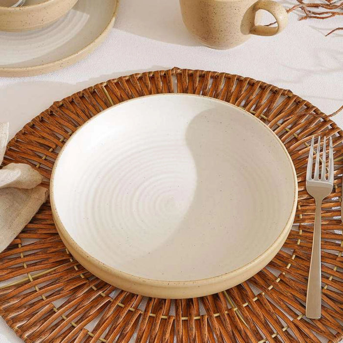 Sienna Spiral Stoneware Salad Bowl Dia22Cm --White & Light Brown