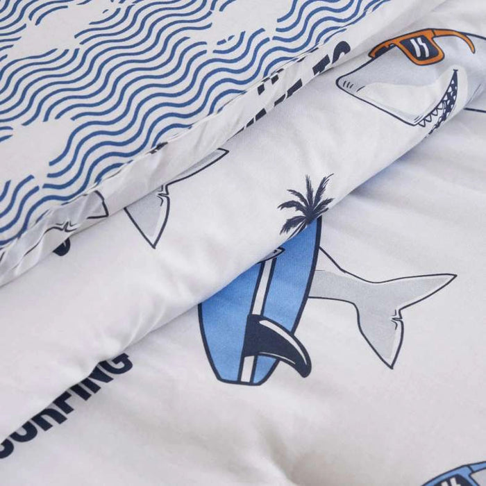 Surfer Shark 2-Piece Comforter Set 135X220Cm-Blue