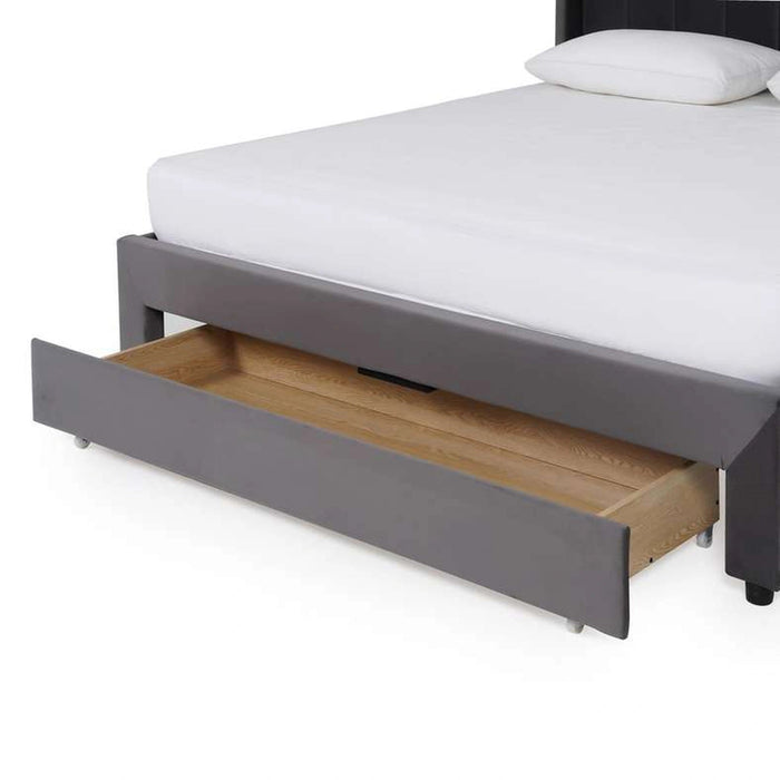 Syran King Bed - Grey Pan Home