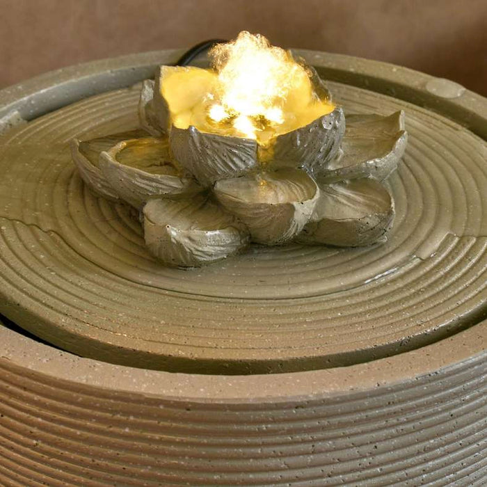 Titan Polyresin Table Fountain 27X27X15Cm- Beige