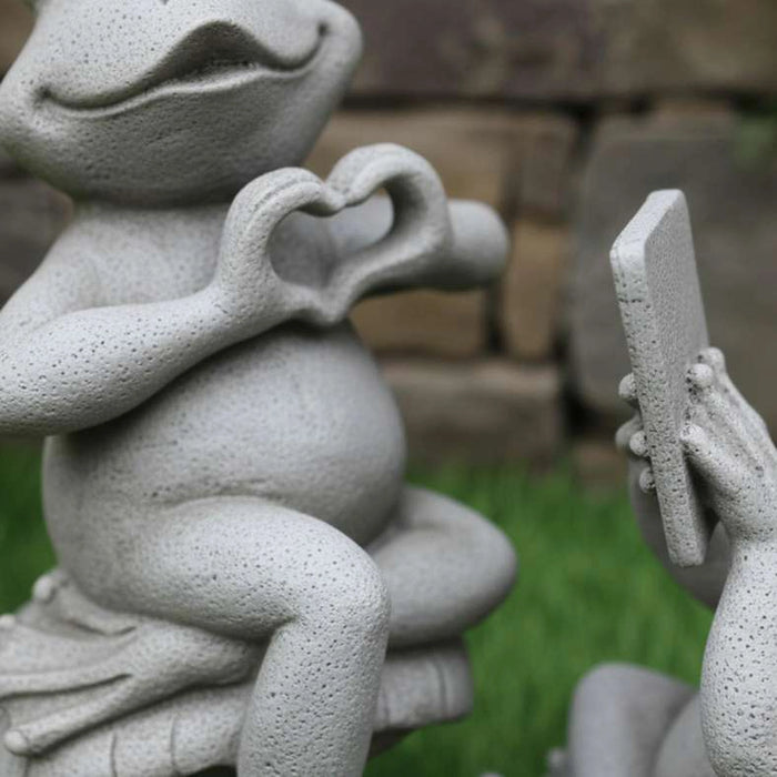 Toad Resin Frog Figurine Garden Decor 33.7X16X36.2Cm - Grey