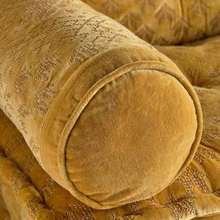 Trimaze Embroidered Velvet 4-Piece Majlis Set 70X90X10Cm - Gold