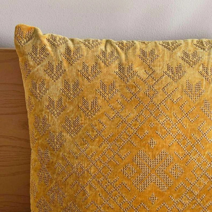Trimaze Embroidered Velvet Filled Cushion 45X45Cm - Gold