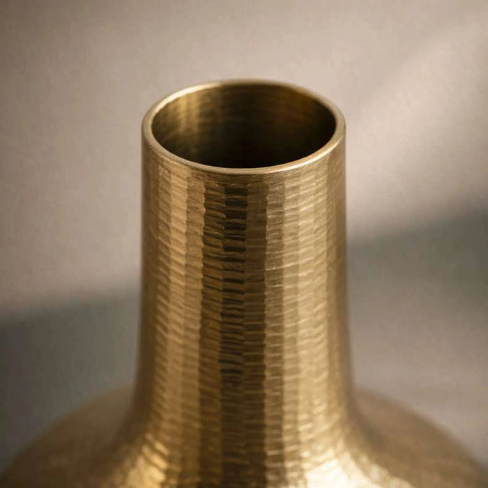 Twyla Metal Textured Vase With Slim Neck 20X20X40Cm - Gold
