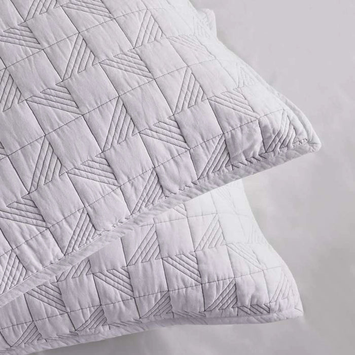 Urban Studio Leo Quilted 3-Piece Bedspread Set 220X240Cm - White/Grey