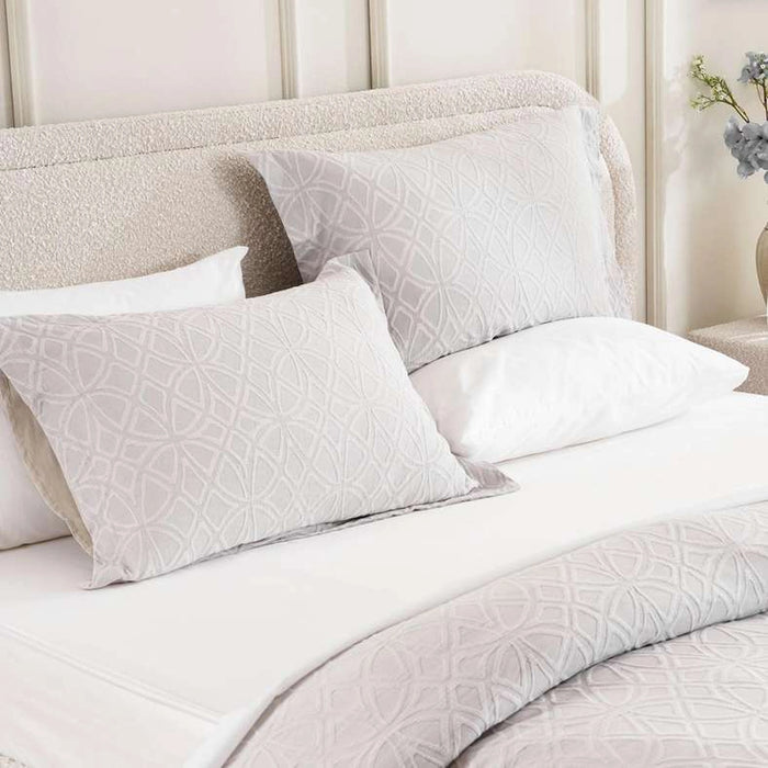 Urban Studio Nicole Matelasse Jacquard 3-Piece Queen Duvet Cover Set 200X200Cm - Grey