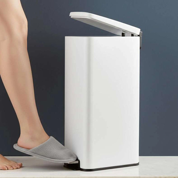 Vale Soft Close Metal Pedal Bin With Fingerprint Resistant 20L 20.8X37.5X61Cm- White