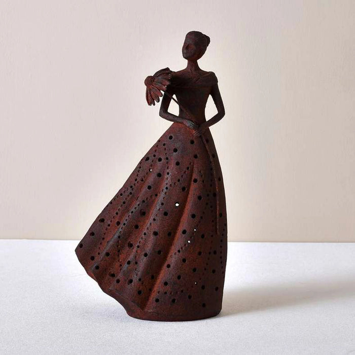 Valeria Resin Lady Holding Flower 25X16.1X44.6Cm - Brown