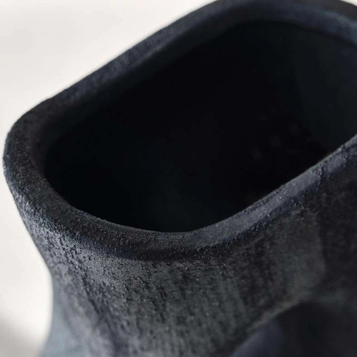 Vesna Stoneware Hollow Vase 9.8X6.5X17.8Cm - Black
