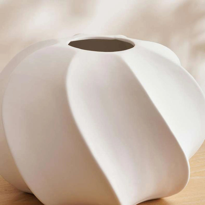Vienna Ceramic Vase- White