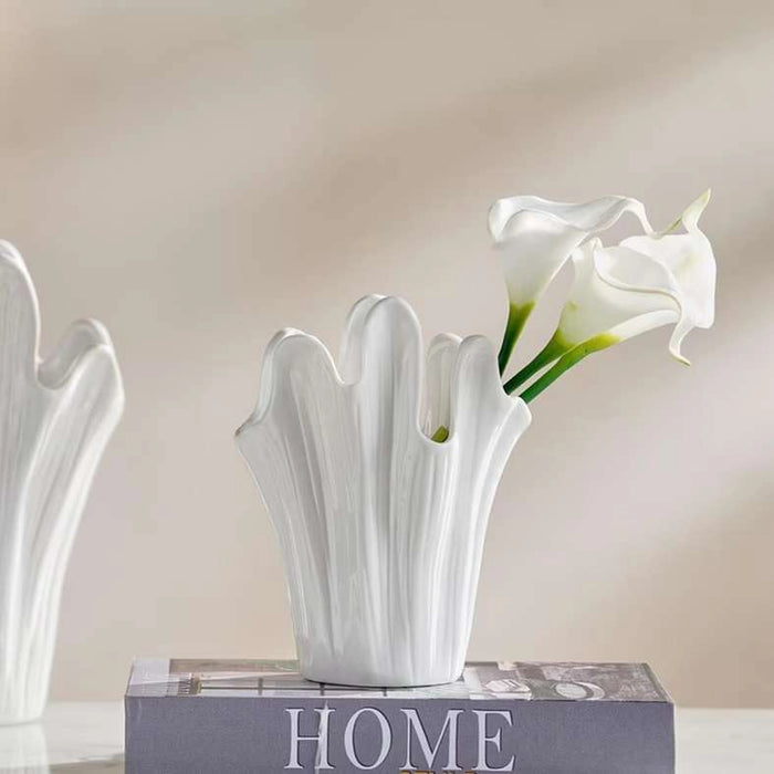 Waves Ceramic Vase 13.8X10.2X17.5Cm - Beige