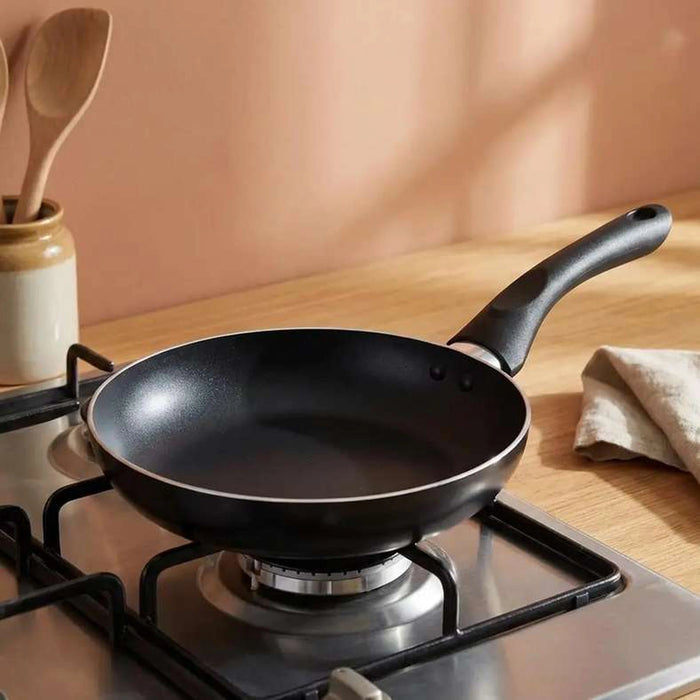 Wilson Fry Pan Dia24X4.5Cm -Black