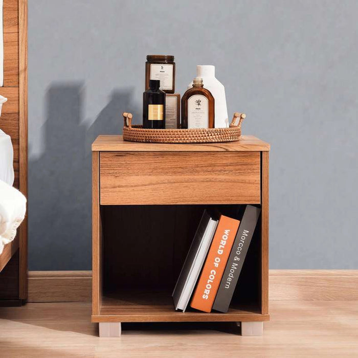 Zoyal 6 Pc Bedroom Set - Walnut