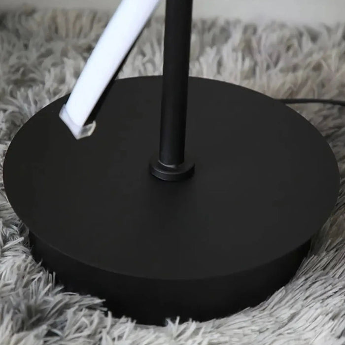 Metal Linear Shape Floor Lamp Modern Style