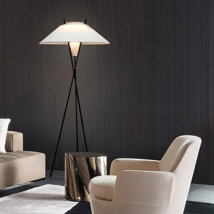Sorato floor lamp