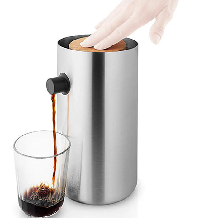 Nordic Kitchen Pump Vacuum Jug - 1.8L - Stainless Steel - Eva Solo
