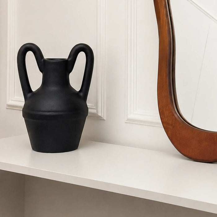La Pinta - Black Solthree Home