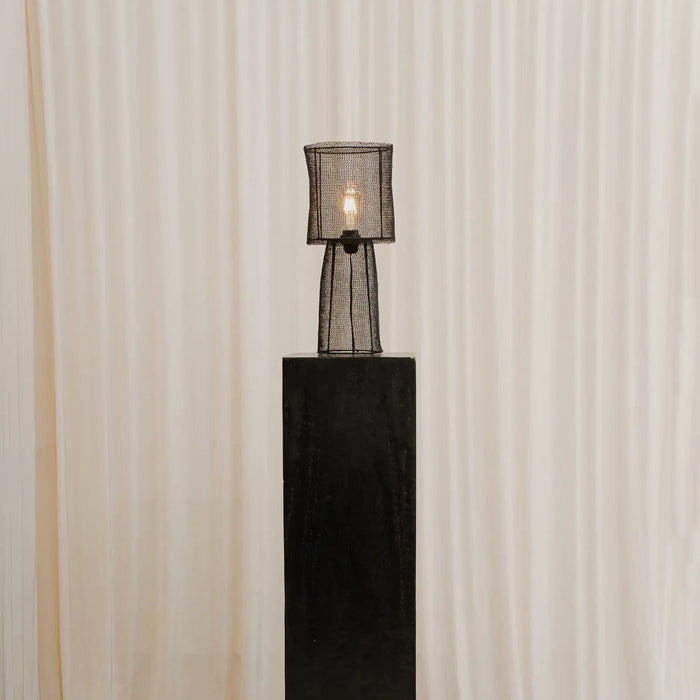 Elara Light - Black