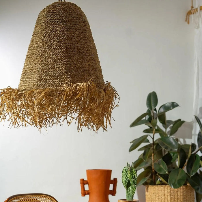 Shaggy light pendant