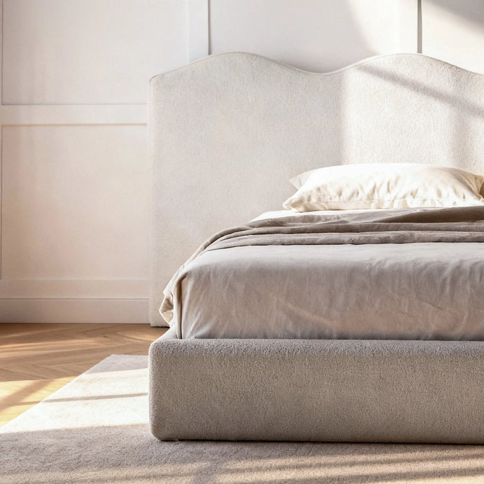 Hugger Bed